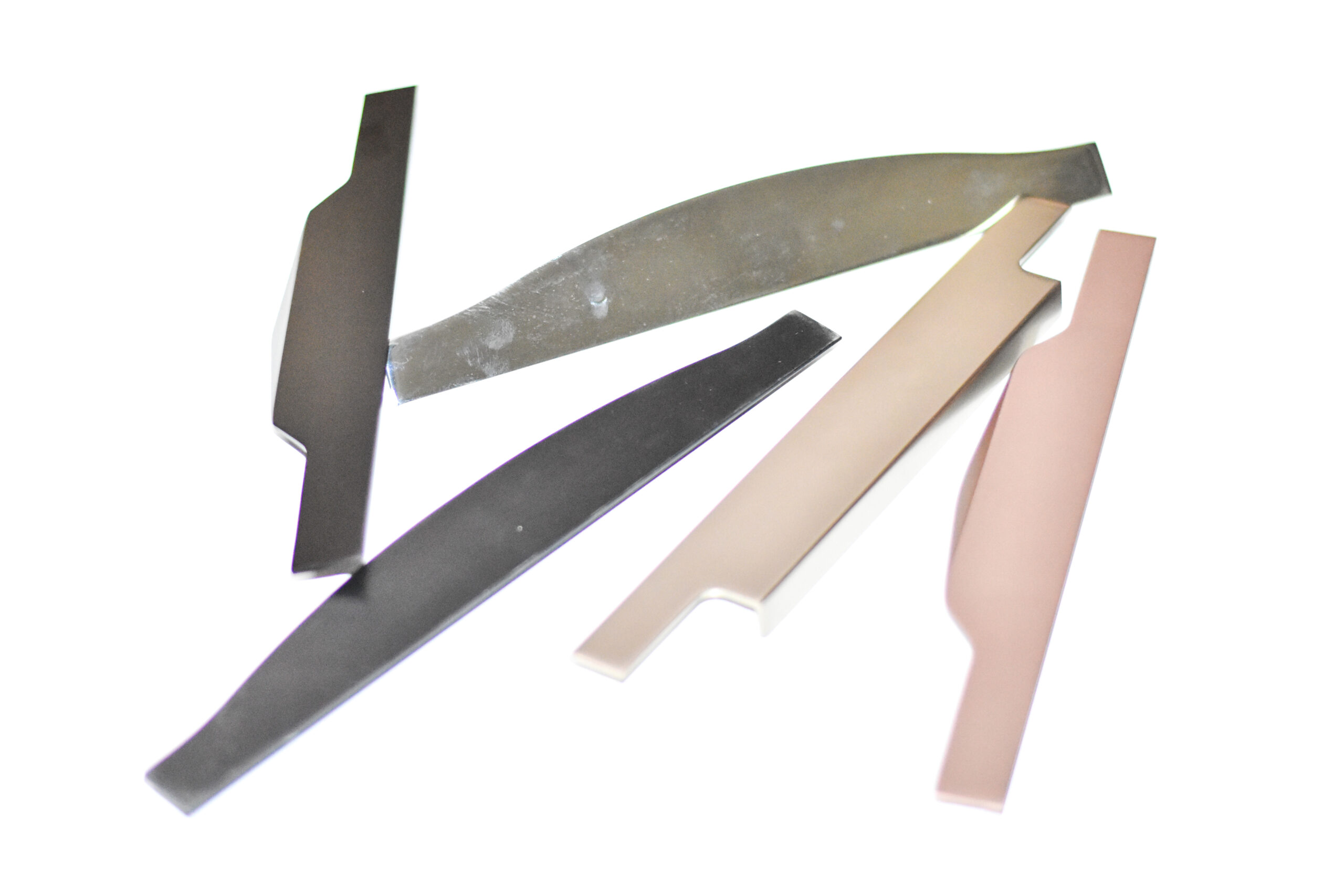 EDGE Handle – Sleek and Modern Kitchen Handle for Effortless Opening