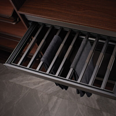 Trouser Rack – Neat and Efficient Storage for Your Trousers